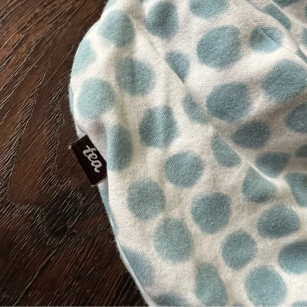 Tea Collection Blue and White Polka Dot infant baby Hat 0-3 months